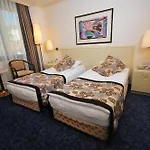 Class 4* Ankara