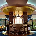 Hotel Class 4*